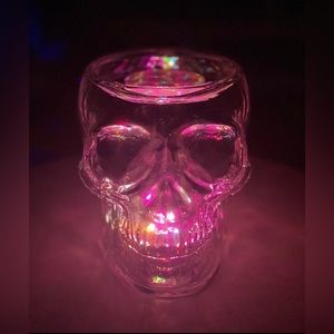 Bath and Body Works Light-Up 3-Wick Pedestal Skull Halloween Candle Holders